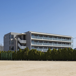 山口県立大学学生会館 Uni E'meal 桜社テラス